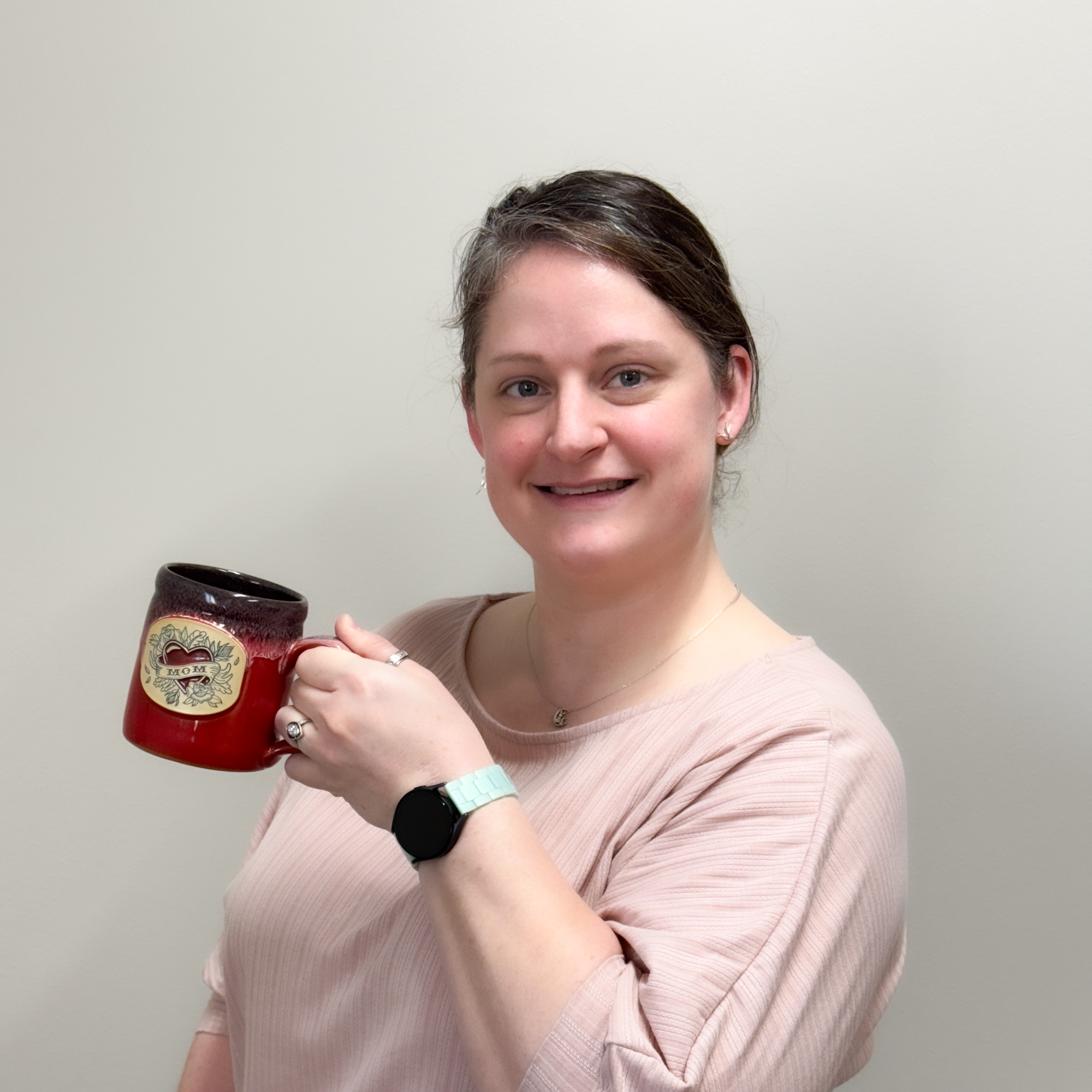 mom with mom mug